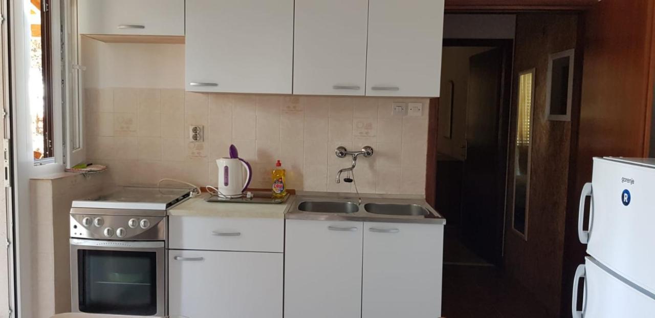 Apartmani Marija Sveta Nedelja  Zewnętrze zdjęcie