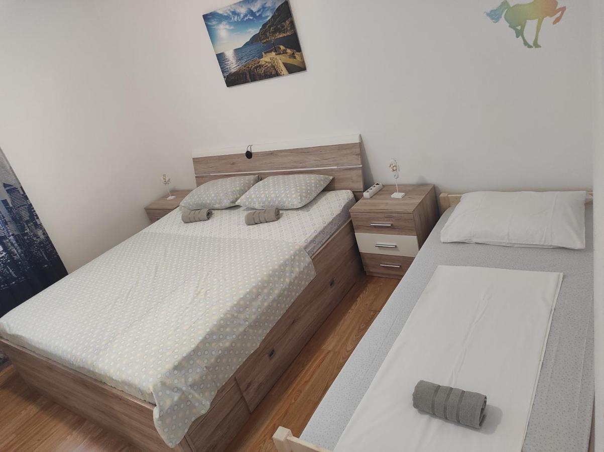 Apartmani Marija Sveta Nedelja  Zewnętrze zdjęcie