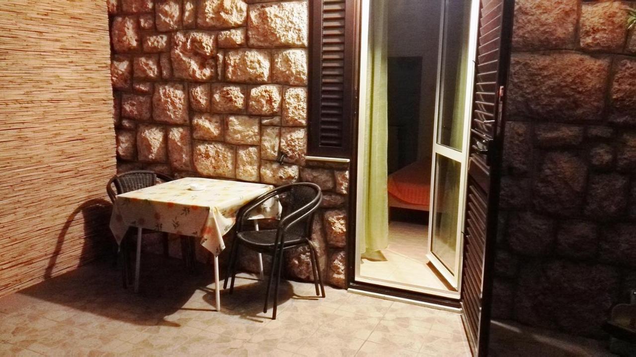 Apartmani Marija Sveta Nedelja  Zewnętrze zdjęcie